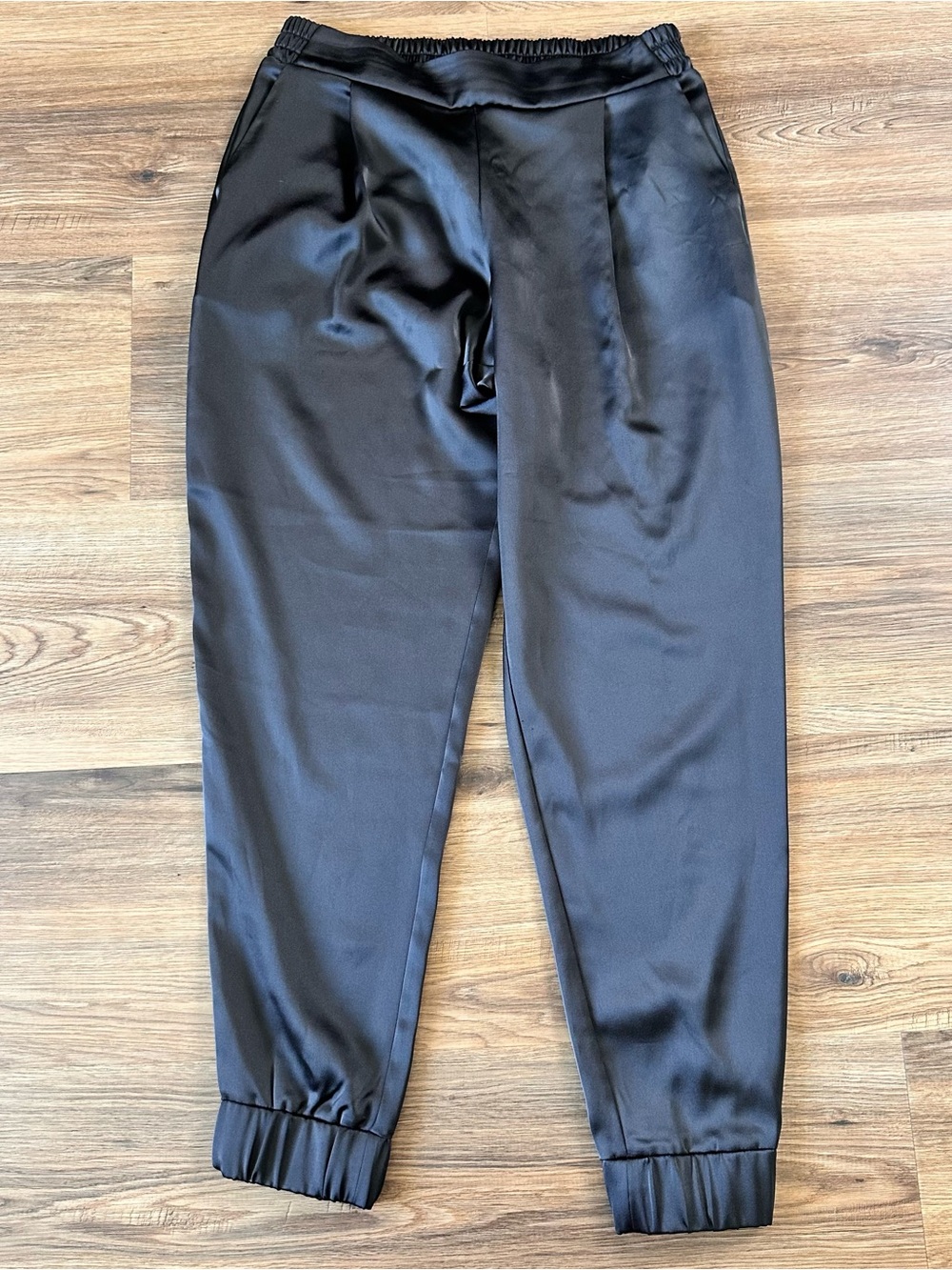 Spanx The Perfect Pant Satin Ankle Jogger Black Medium Pull On Chic Versatile